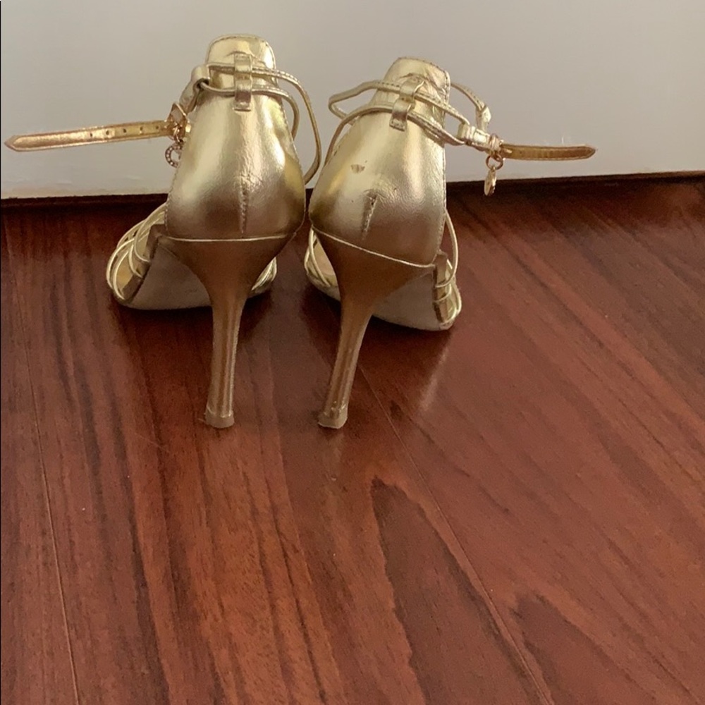 Guess Sandals - Picture 4 of 5